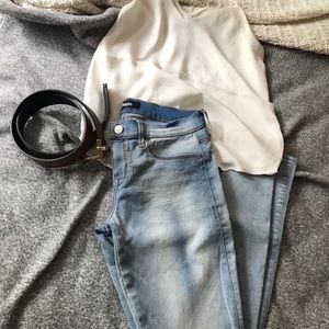 Express Light Wash Denim Legging NWOT